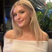 isobel headshot