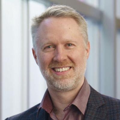 Headshot of Dr. Tom Blydt-Hansen